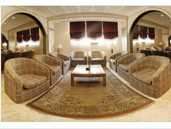 Al Higgi Hotel Янбу Екстер'єр фото