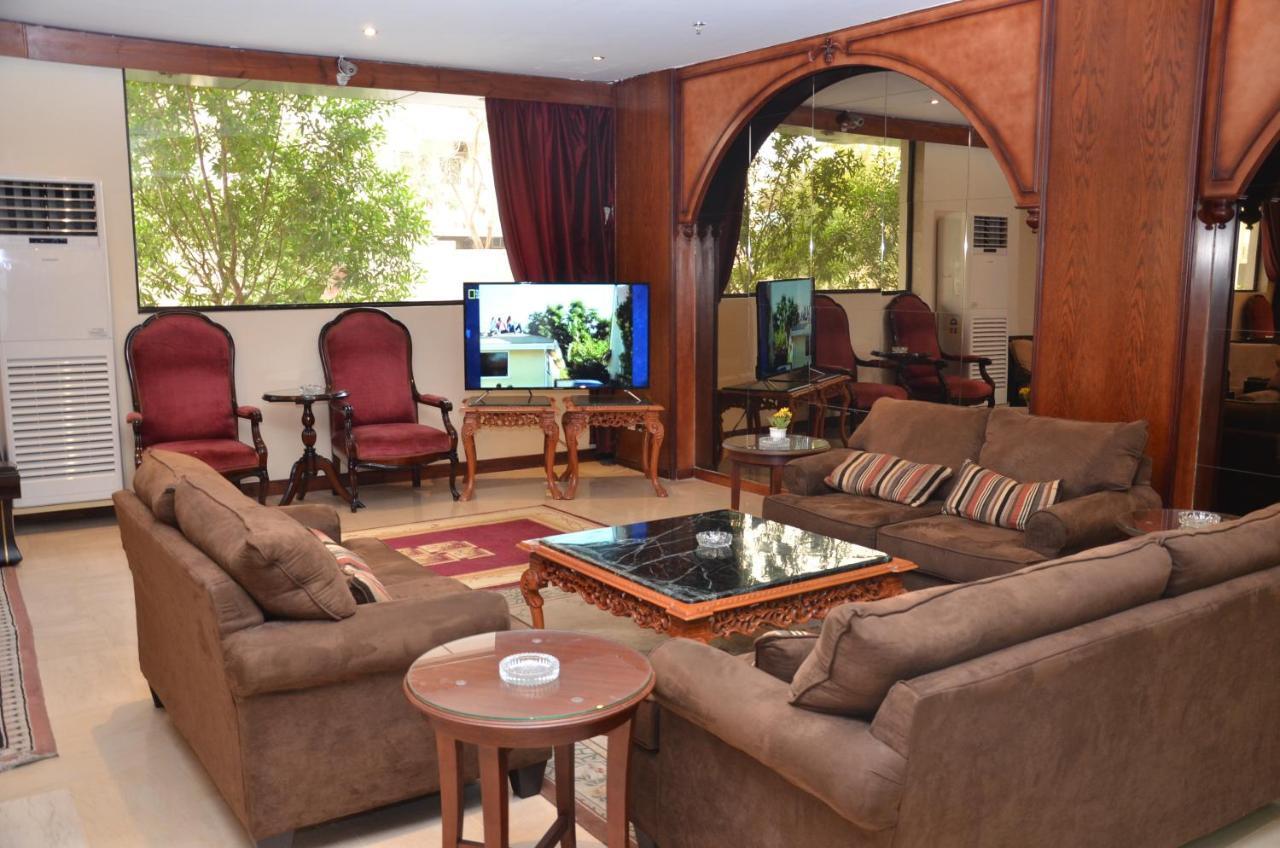 Al Higgi Hotel Янбу Екстер'єр фото